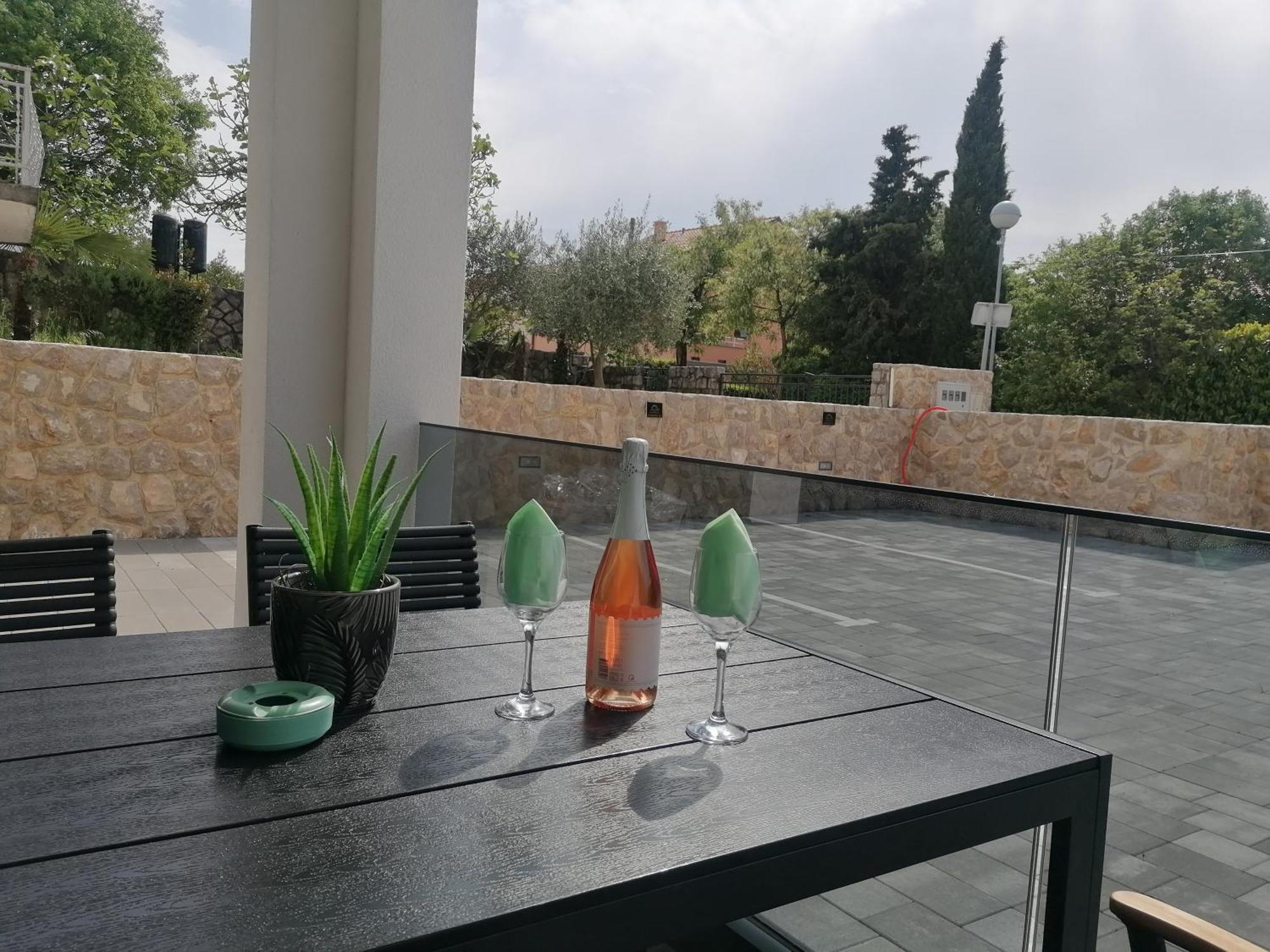 Golden Sunset Apartman Njivice Szoba fotó