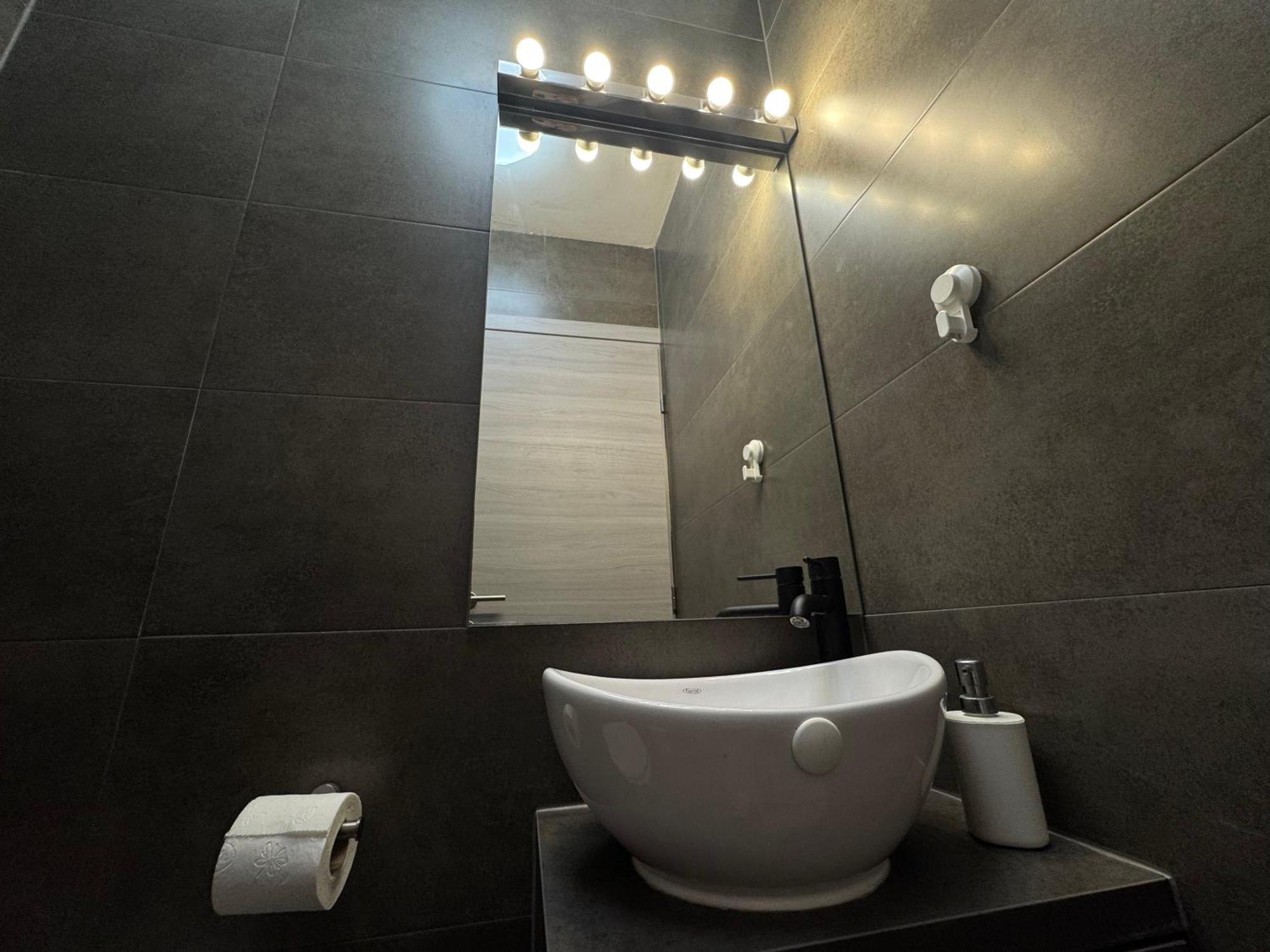 Golden Sunset Apartman Njivice Kültér fotó