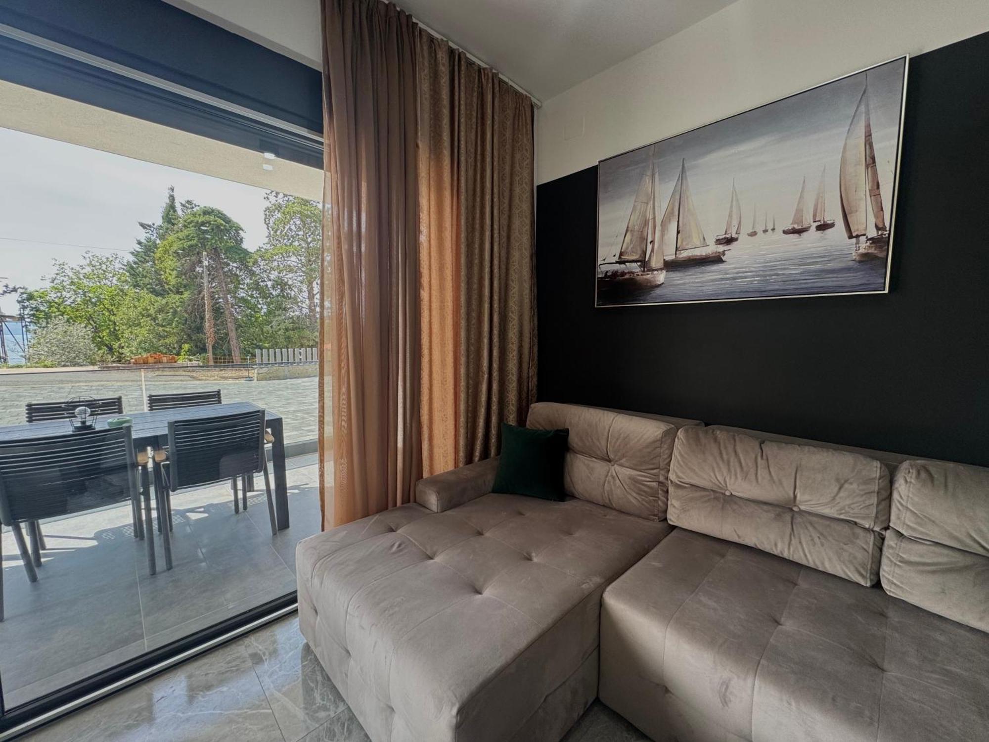 Golden Sunset Apartman Njivice Kültér fotó
